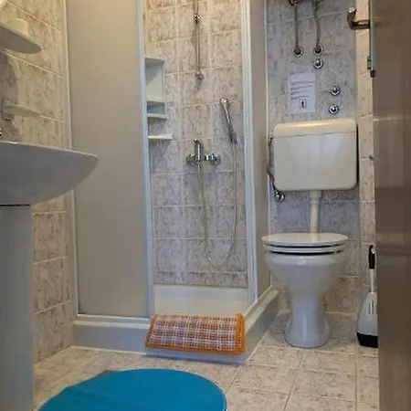 In Starigrad-paklenica With Terrace, Air Conditioning, Wifi 627-3 Apartment