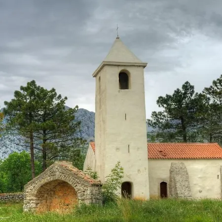 In Starigrad-paklenica With Terrace, Air Conditioning, Wifi 627-3